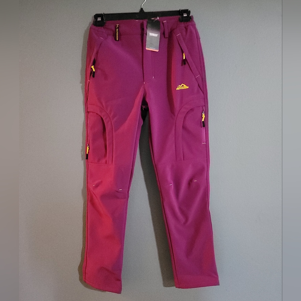 Women's TacVasen Outdoor Sports Pants.